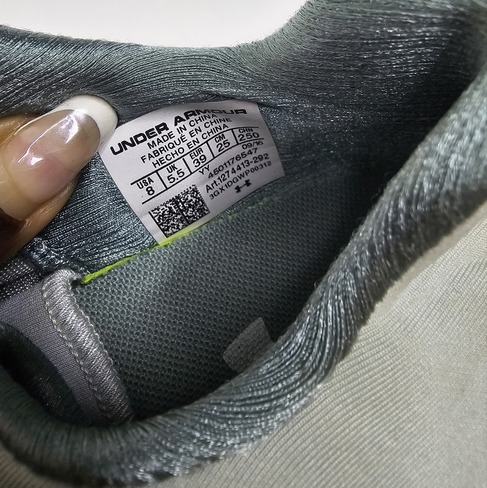 Under Armour Women's Shoes Size 8 Gray Lightweight Running Shoe - Picture 2 of 11